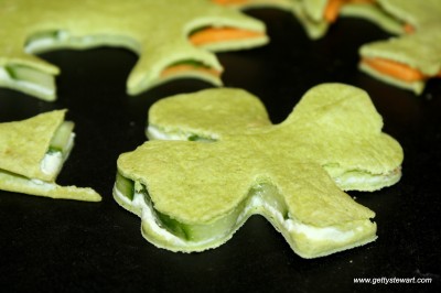 cream cheese and cucumber shamrocks