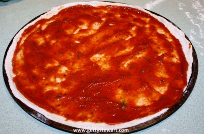 mmm pizza with sauce