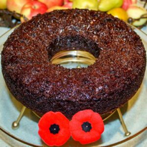 war time cake with poppies