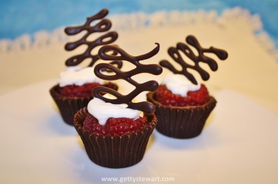 chocolate raspberry cups