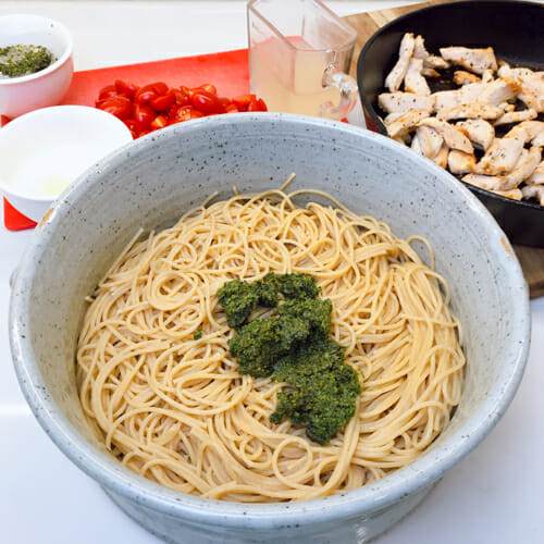 pesto pasta assembly
