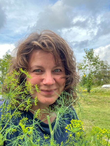 Getty smiling from behind the dill